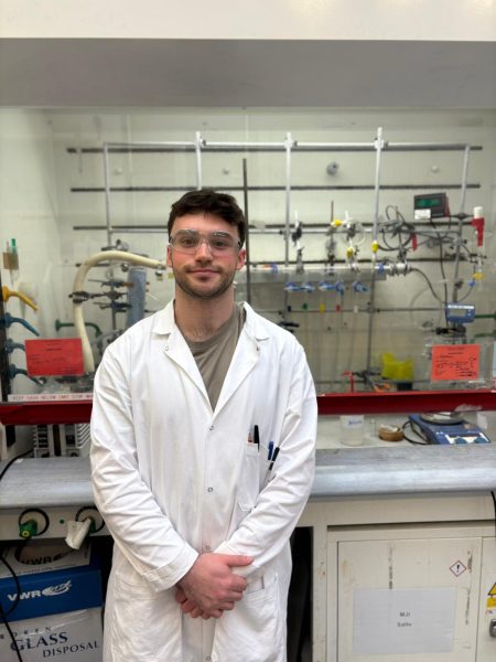Photo of new EaStCHEM PhD student Zac Bub in the lab.